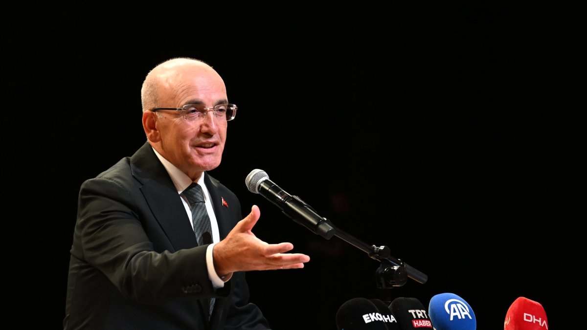 Treasury and Finance Minister Mehmet Şimşek speaks during an event in Gaziantep, southeastern Türkiye, Sept. 12, 2025. (AA Photo)