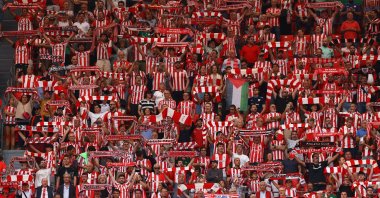 Athletic Bilbao fans inside the stadium before the UEFA Champions League league phase match against Arsenal at San Mames, Bilbao, Spain, Sept. 16, 2025. (Reuters Photo)