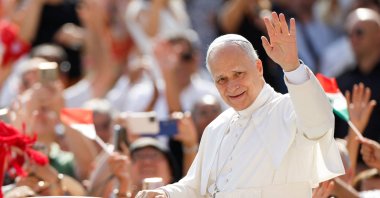 Pope Leo XIV gestures as he arrives for a general audience in St. Peter&#039;s Square, Vatican City, Sept. 17, 2025. (Reuters Photo)
