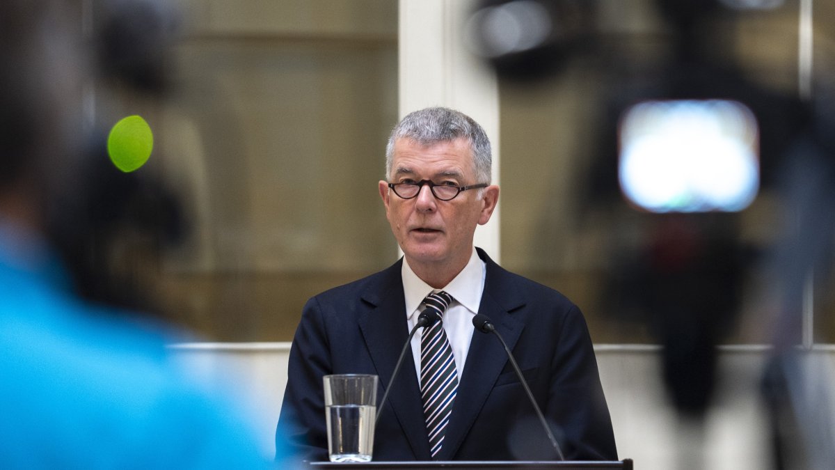 Ougoing MI6 Chief Richard Moore delivers a farewell address at the British Consulate, Istanbul, Türkiye, Sept. 19, 2025. (AA Photo)