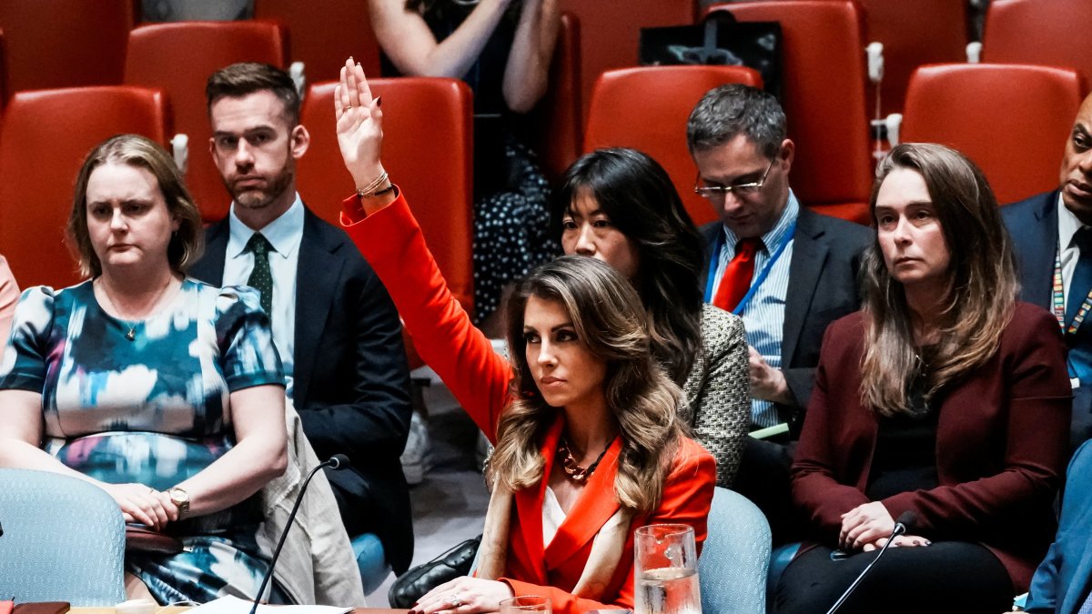 U.S. deputy Middle East envoy Morgan Ortagus (C) raises her hand to veto a draft resolution during a United Nations Security Council meeting on the situation in Gaza, at UN headquarters, New York, U.S., Sept. 18, 2025. (AFP Photo)