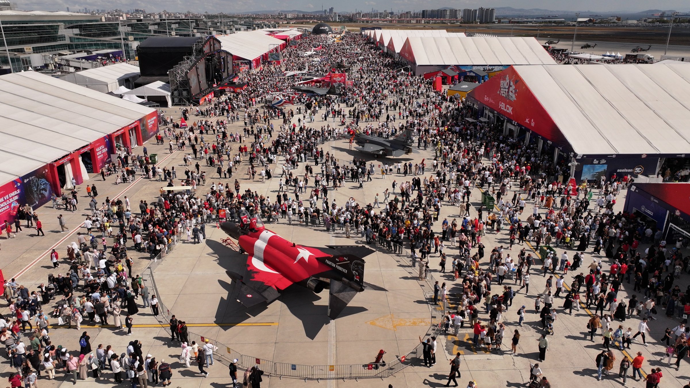 Crowds gather at Atatürk Airport during the Teknofest aerospace and technology festival in Istanbul, Türkiye, Sept. 21, 2025. (AA Photo)