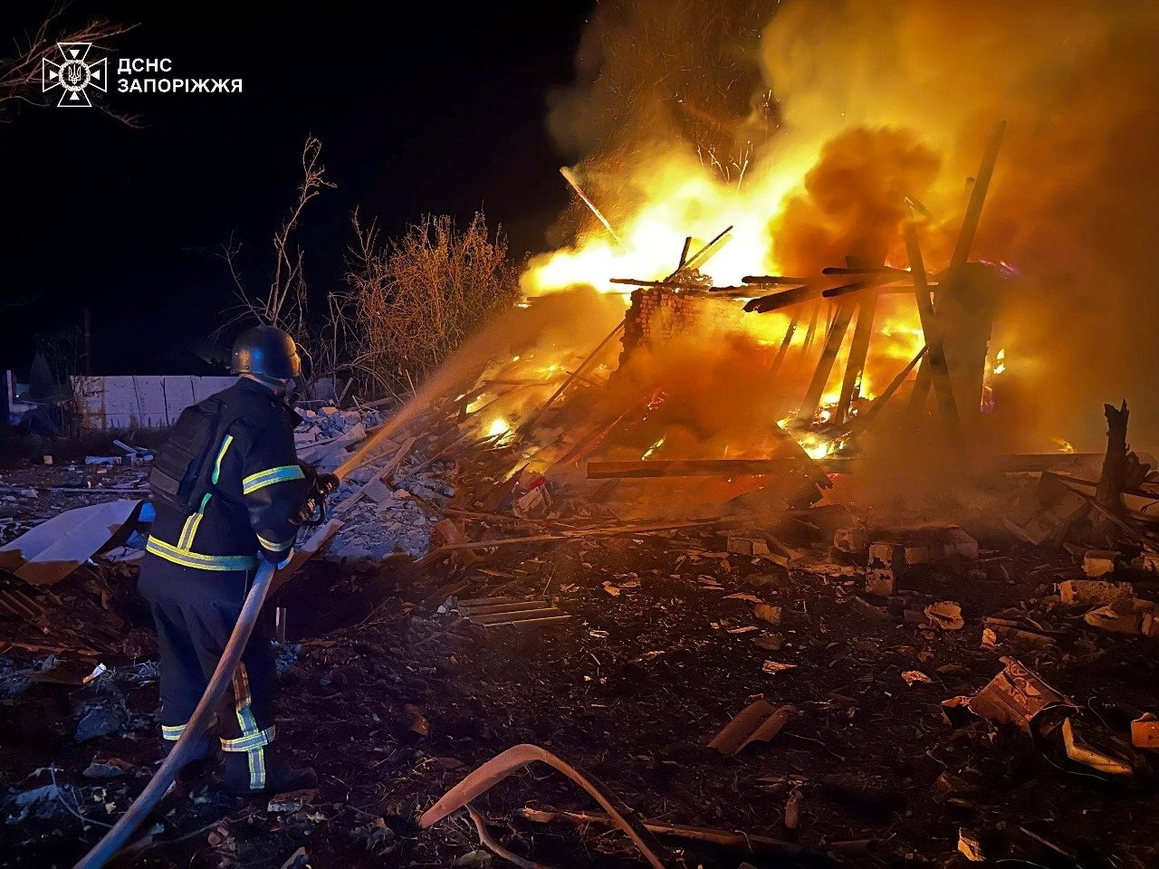 2 more dead in Russian attacks on Ukraine, Moscow fends off UAVs