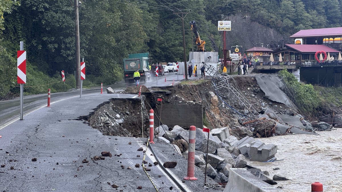 A collapsed road is seen after heavy rainfall in the Black Sea province of Rize, Türkiye, Sept. 21, 2025. (AA Photo)