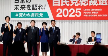 (L to R) Japanese prime minister candidates Takayuki Kobayashi, Toshimitsu Motegi, Yoshimasa Hayashi, Sanae Takaichi and Shinjiro Koizumi pose after delivering speeches at the kick-off of the campaign for the LDP presidential election, Tokyo, Japan, Sept. 22, 2025. (Reuters Photo)