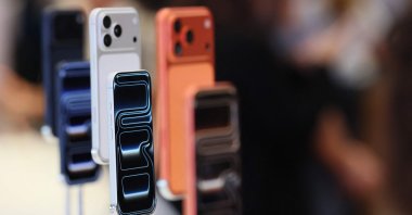 The iPhone 17 Pro Max is displayed at the Fifth Avenue Apple Store on the day of its new product launch, New York City, U.S., Sept. 19, 2025. (AFP Photo)