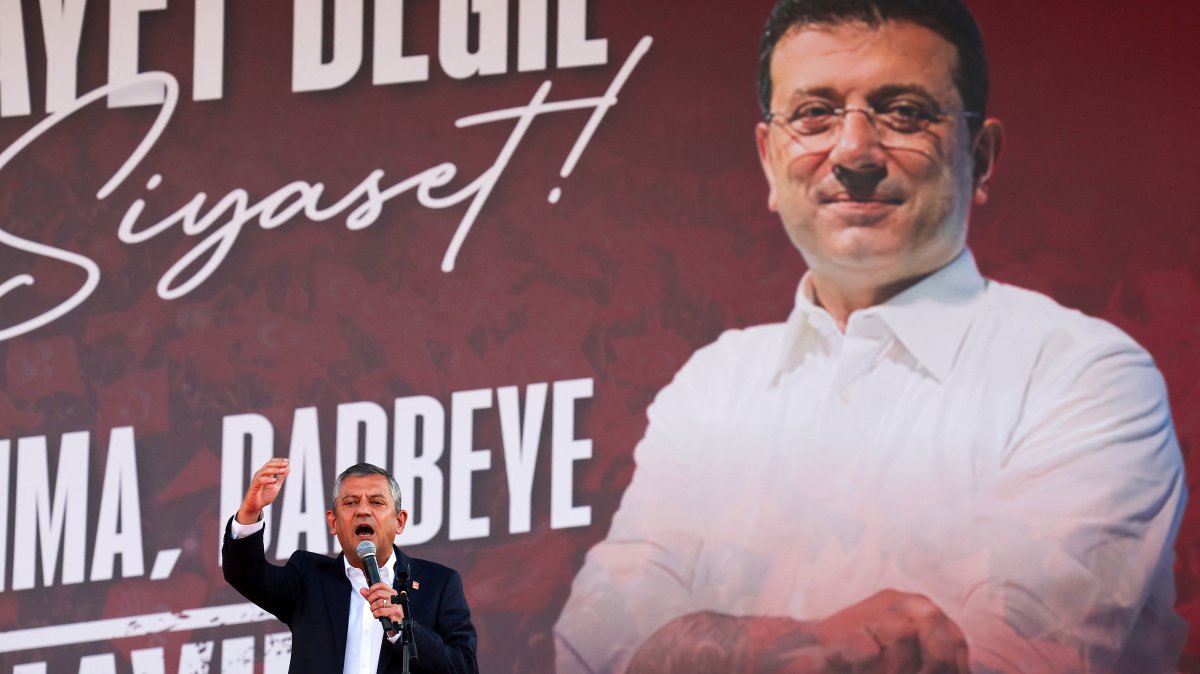 Main opposition Republican People&#039;s Party (CHP) Chairperson Özgür Özel, with a banner featuring jailed Istanbul Mayor Ekrem Imamoğlu in the background, addresses a rally, Ankara, Türkiye, Sept. 14, 2025. (Reuters Photo)
