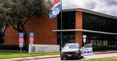 Law enforcement personnel at the scene of a shooting at an Immigration and Customs Enforcement (ICE) field office in Dallas, Texas, U.S., Sept. 24, 2025. (Reuters Photo)