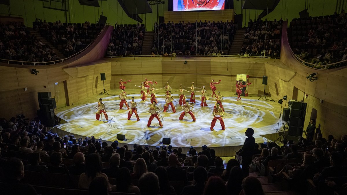 A Chinese dance group is seen performing at CSO Ada, Ankara, Türkiye, Sept. 25, 2025. (AA Photo)