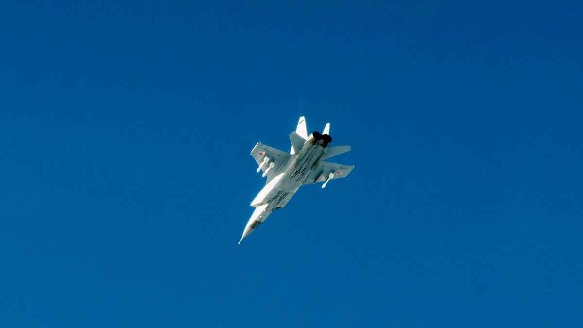 This September 19, 2025 handout image released by the Swedish Airforce shows a Russian MIG-31 fighter jet flying above the Baltic Sea after violating Estonian air space. (AFP Photo)