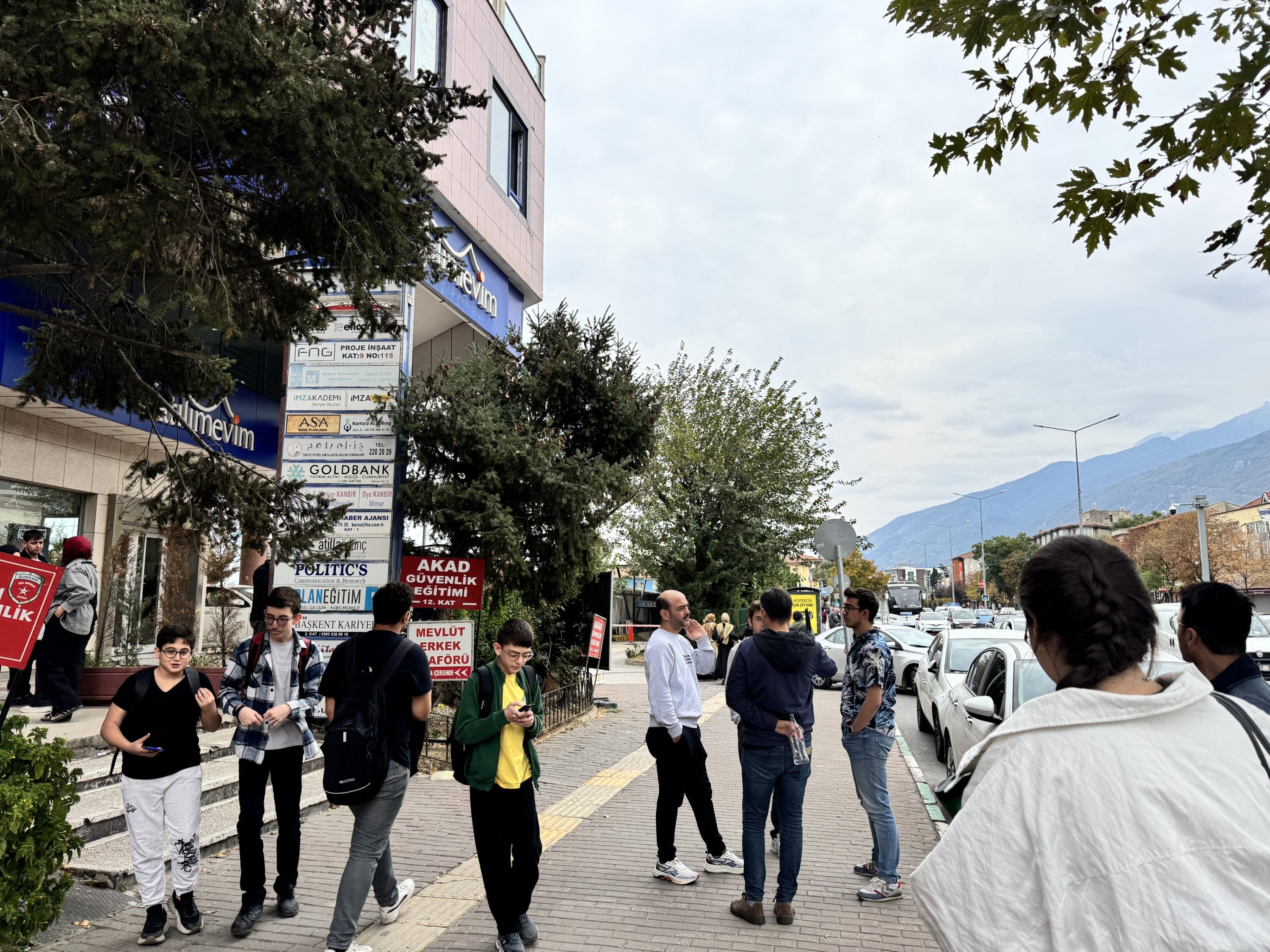 5.4 magnitude earthquake shakes Kütahya in western Türkiye