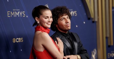 Selena Gomez and Benny Blanco arrive for the 77th annual Emmy Awards ceremony, Los Angeles, U.S., Sept. 14, 2025. (EPA Photo)