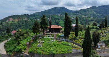 A view shows the 132-year-old Kuşluca Mosque in Sürmene, Trabzon, northern Türkiye, Sept. 27, 2025. (AA Photo)
