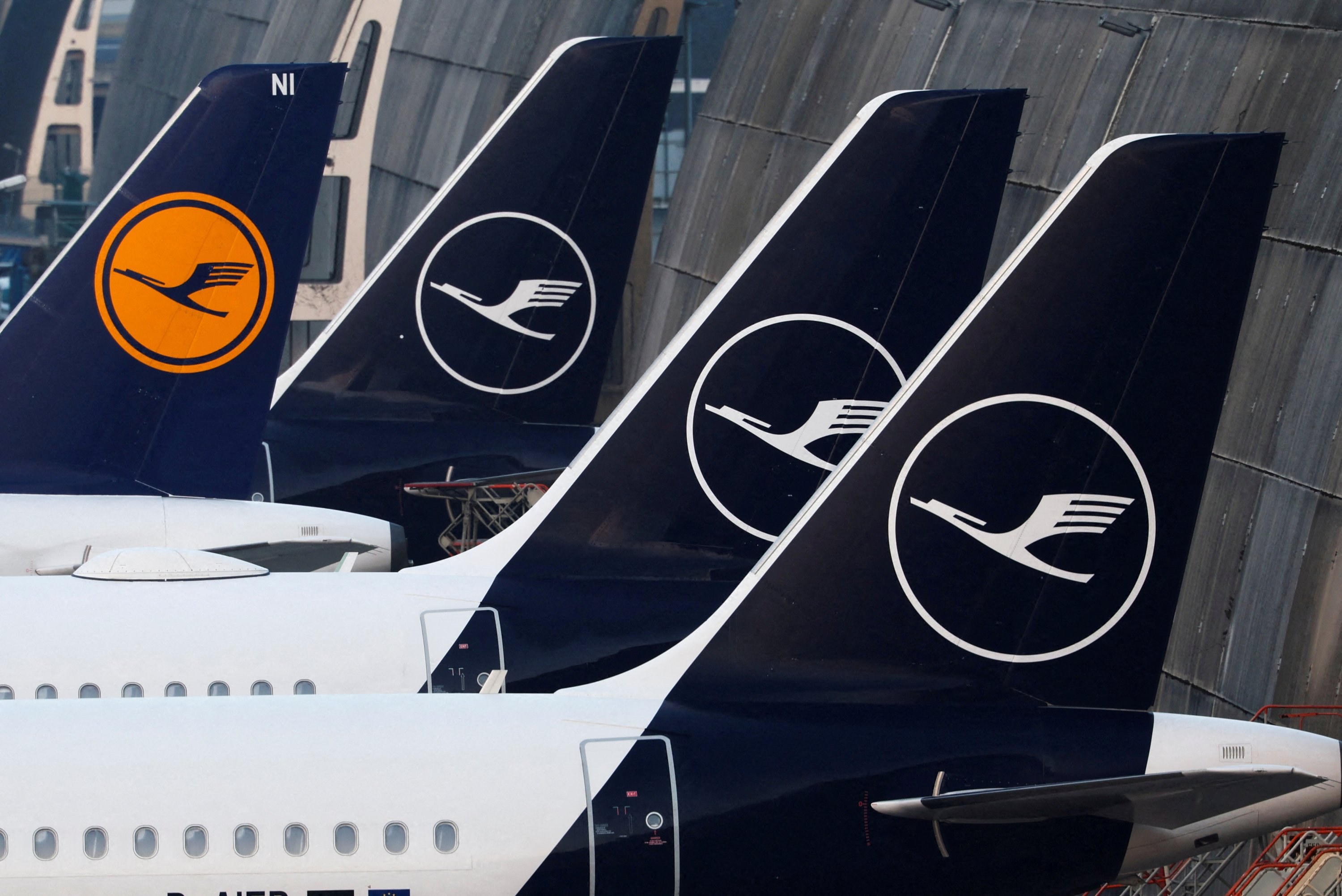 Lufthansa to cut 4,000 jobs by 2030, aims to boost profitability