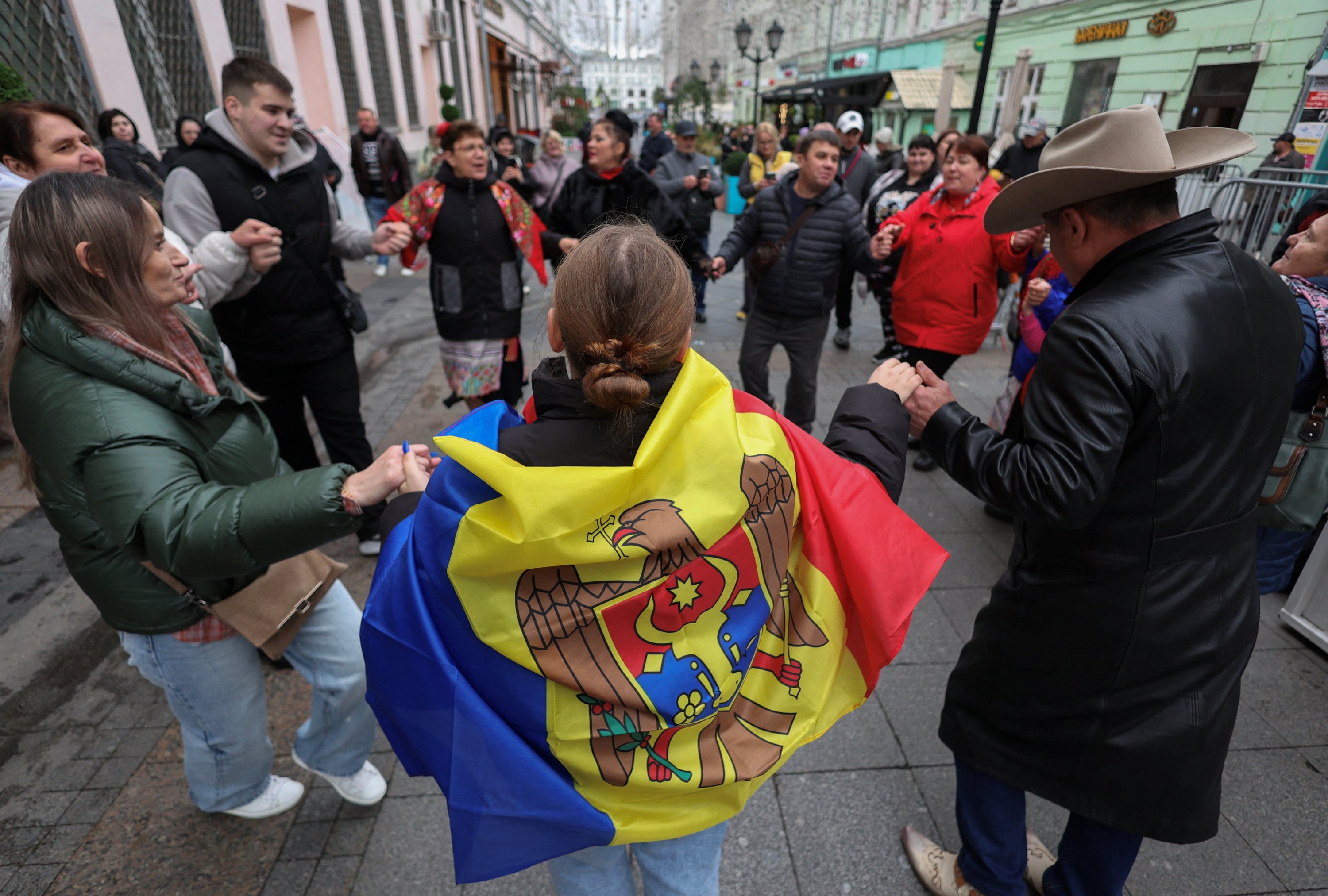 Moldovans hand pro-EU ruling party majority in pivotal polls