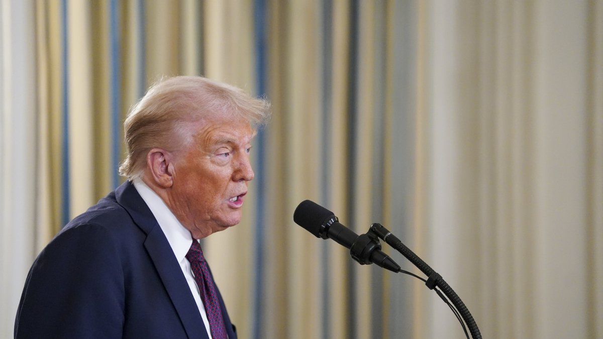 US President Donald Trump speaks at a joint press conference with Israeli Prime Minister Benjamin Netanyahu, in the State Dining Room of the White House in Washington, D.C. Sept. 29, 2025. (EPA Photo)