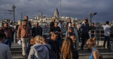 People are seen in the famous Eminönü neighborhood, Istanbul, Türkiye, Sept. 26, 2025. (AA Photo)