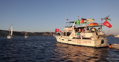 Boats, part of the Global Sumud Flotilla aiming to reach Gaza and break Israel's naval blockade, sail off Koufonisi islet, Greece, September 26, 2025. REUTERS/Stefanos Rapanis