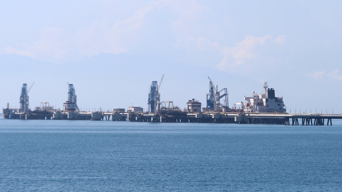 A view of the export terminal at the Turkish port of Ceyhan, southern Türkiye, Sept. 27, 2025. (IHA Photo)