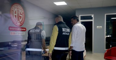 Police conduct a search at the Antalyaspor Excavation and Mining Industry offices as part of a bribery and corruption investigation into the Antalya Metropolitan Municipality, Antalya, Türkiye, Sept. 30, 2025. (AA Photo)