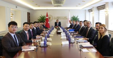 Energy and Natural Resources Minister Alparslan Bayraktar meets senior executives from Dongfang Electric, Ankara, Türkiye, Sept. 30, 2025. (X Photo: @aBayraktar1)