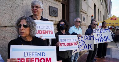 Faculty and Professors attend a rally outside of Columbia University on the first day of the fall semester in New York City, U.S., Sept. 2, 2025. (Reuters File Photo)