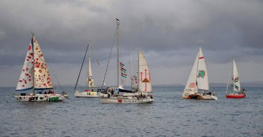 A flotilla of boats leaves the port of San Giovanni Li Cuti in Catania, Sicily, southern Italy, Sept. 27, 2025. (EPA Photo)