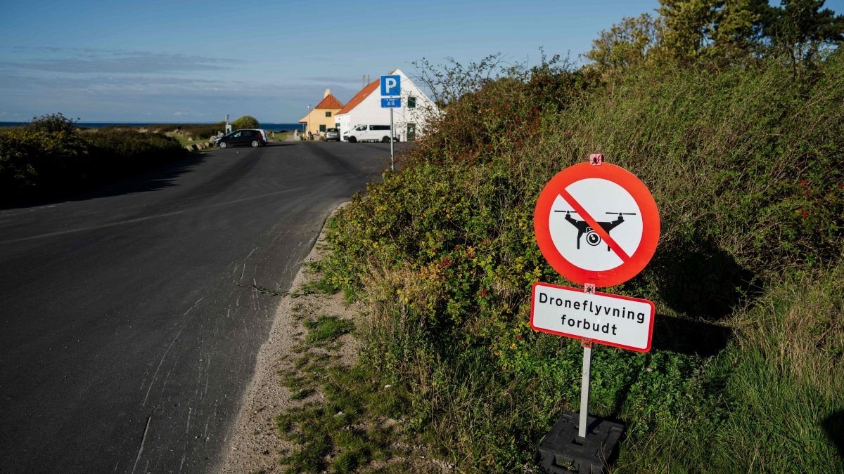A sign reading &quot;drone flying prohibited&quot; is pictured in Halsskov, West Zealand, Denmark, Sept. 30, 2025. (AFP Photo)