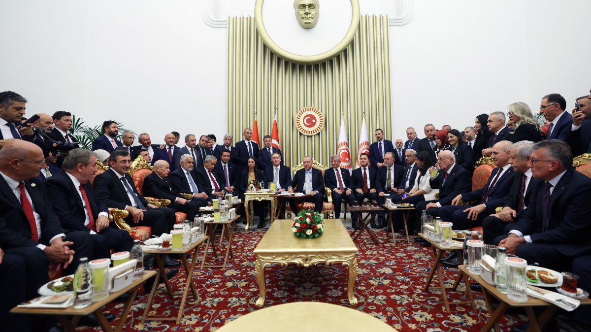 President Erdoğan and leaders of political parties meet on the sidelines of the Turkish Parliament reception in Ankara, Oct. 1, 2025. (AA Photo)