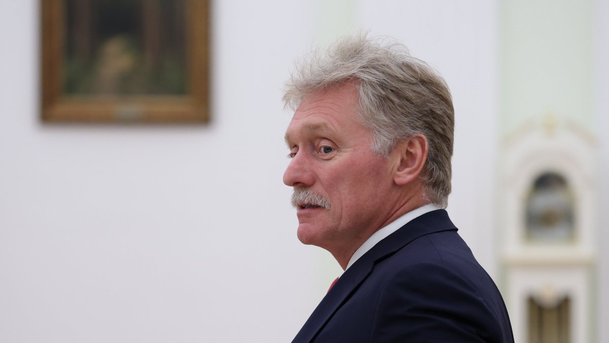 Kremlin spokesman Dmitry Peskov waits before a meeting of Russia&#039;s President Vladimir Putin with Ethiopia&#039;s Prime Minister Abiy Ahmed in Moscow, Russia, Sept. 25, 2025. (EPA Photo)