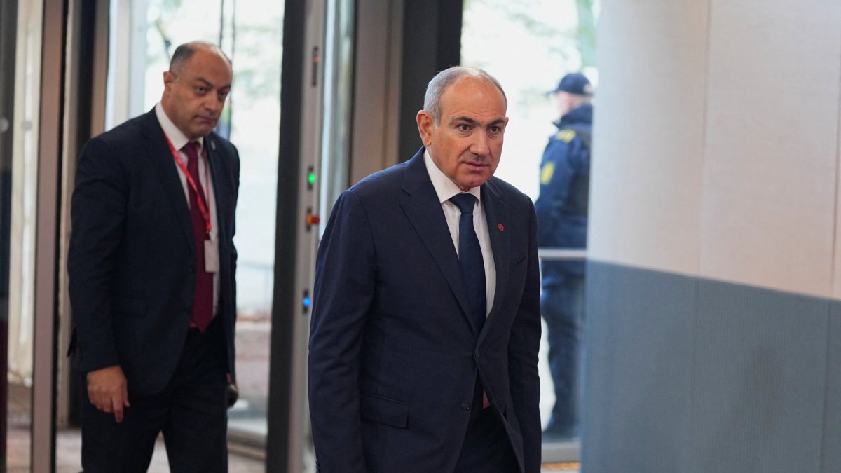 Armenia&#039;s Prime Minister Nikol Pashinyan arrives on the day of the European Political Community summit in Copenhagen, Denmark, Oct. 2, 2025. (Reuters Photo)