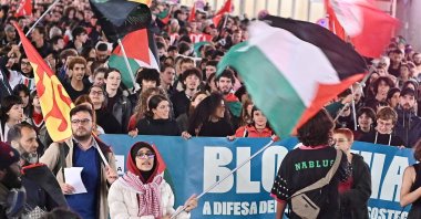 Pro-Palestinian protestors march through the streets, following news of the Israeli army&#039;s blockade of the Sumud Flotilla, in Turin, Italy, Oct. 1, 2025. (AFP Photo)