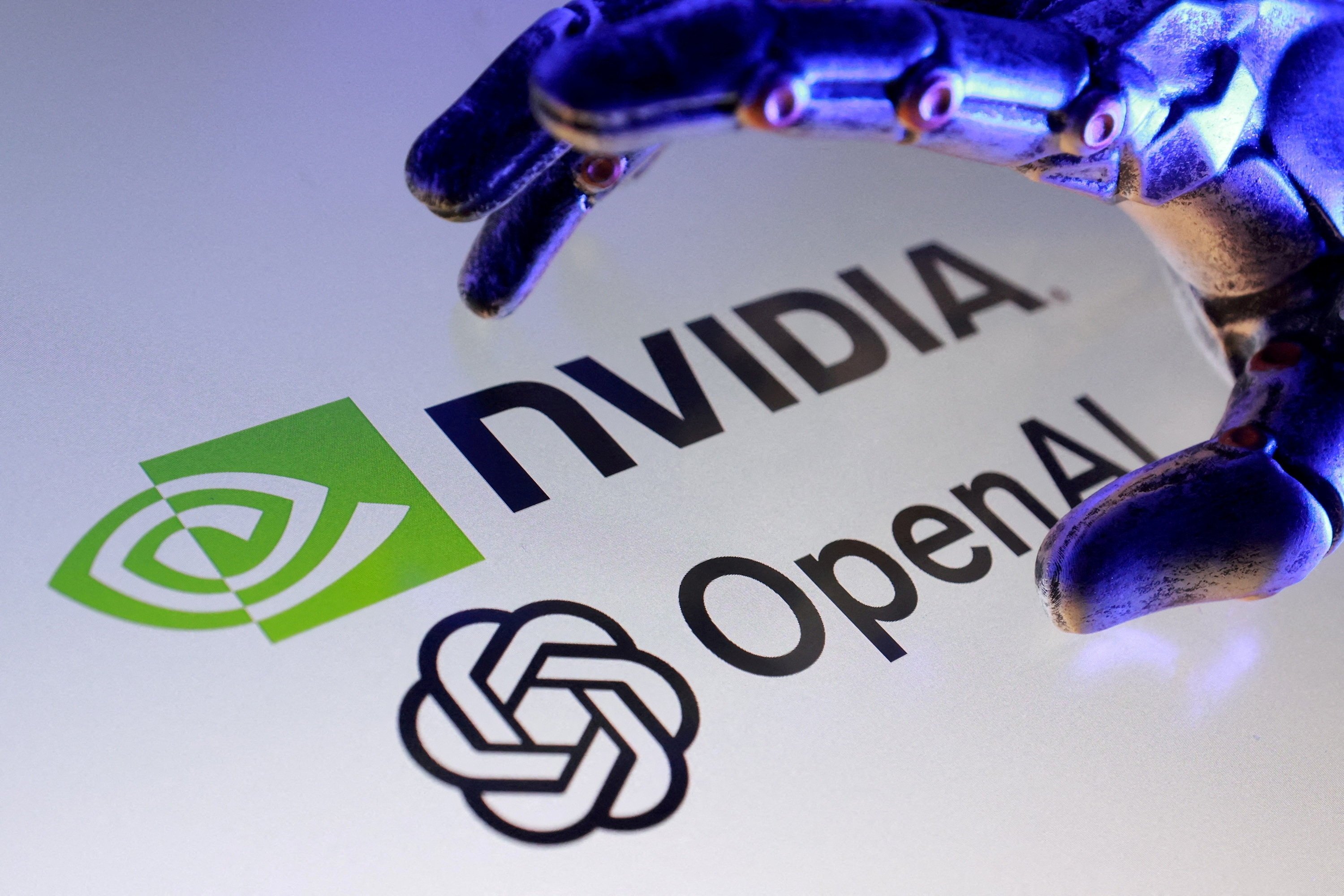 Los logotipos de Nvidia y OpenAI se ven en esta ilustración tomada el 22 de septiembre de 2025. (Foto de Reuters)