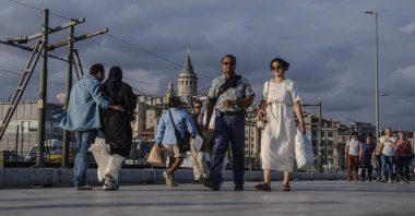 People are seen in the famous Eminönü neighborhood, Istanbul, Türkiye, Sept. 26, 2025. (AA Photo)
