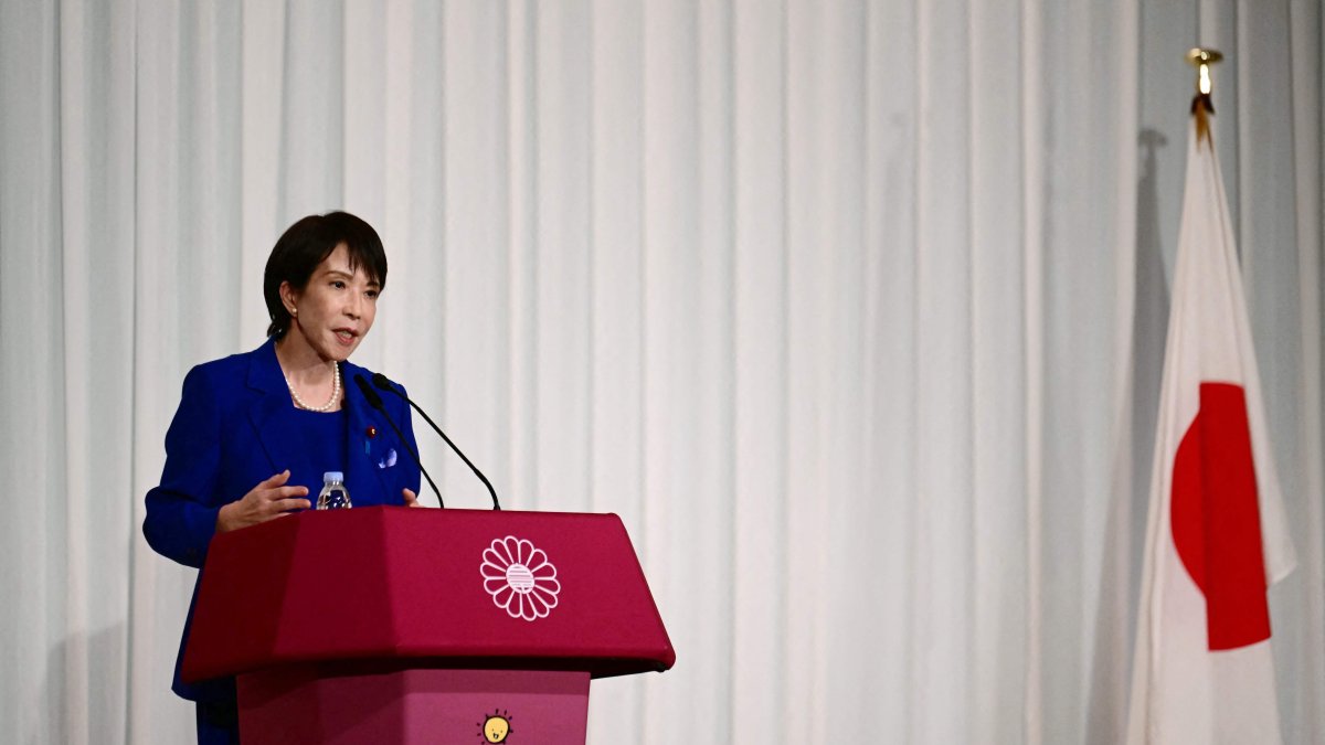 Sanae Takaichi, the newly elected leader of Japan&#039;s ruling Liberal Democratic Party (LDP), attends a news conference after the LDP presidential election, Tokyo, Japan, Oct. 4, 2025. (AFP Photo)
