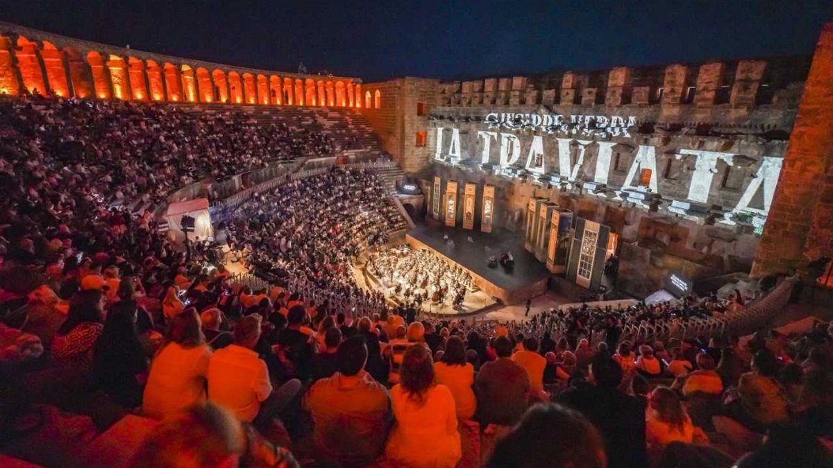 Türkiye Opera and Ballet draws record crowds in 2 years