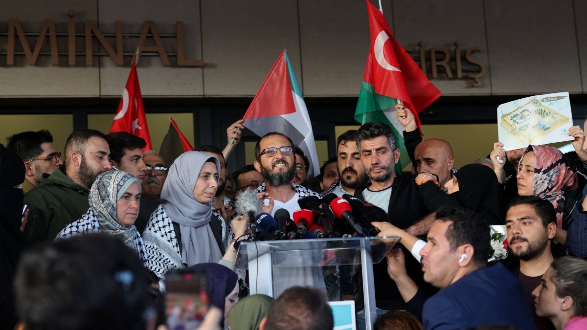 Turkish activists speak to the press after their arrival at the airport, Istanbul, Türkiye, Oct. 4, 2025. (Reuters Photo)