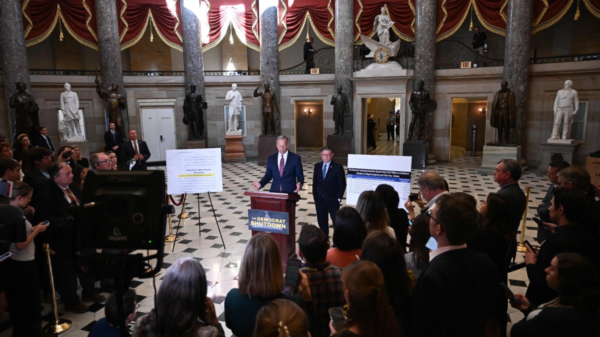 Senate majority leader Rep. John Thune speaks alongside House Speaker Rep. Mike Johnson during a press conference on the third day of the US government shutdown, Washington, DC, U.S., Oct. 3, 2025. (AFP Photo)