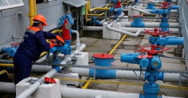 An employee participates in a drill simulating a fire incident at an underground gas storage facility near Poltava, Ukraine, June 15, 2016. (Reuters Photo)