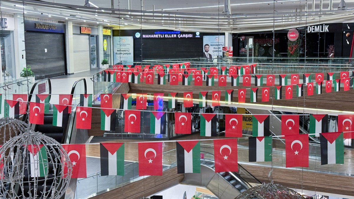 Istanbul malls support Gaza as stores give profits to Palestinians