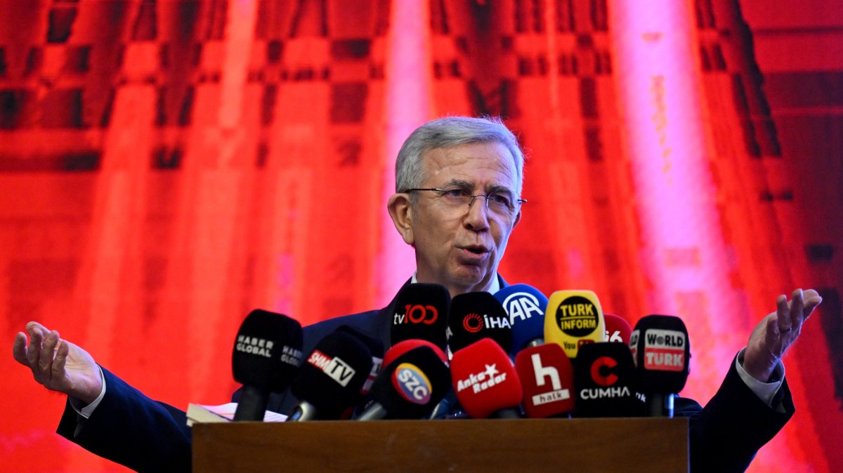 Ankara Metropolitan Municipality Mayor Mansur Yavaş speaks to reporters at a news conference in Ankara, Sept. 24, 2025. (AA File Photo)