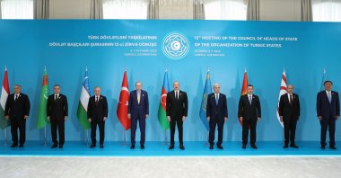 (From L) Hungary&#039;s Prime Minister Viktor Orban, chair of the People&#039;s Council of Turkmenistan Gurbanguly Berdimuhamedow, Uzbekistan&#039;s President Shavkat Mirziyoyev, President Recep Tayyip Erdoğan, Azerbaijan&#039;s President Ilham Aliyev, Kazakhstan&#039;s President Kassym-Jomart Tokayev, Kyrgyzstan&#039;s President Sadyr Japarov, Turkish Republic of Northern Cyprus President Ersin Tatar and OTS Secretary General Ambassador Kubanychbek Omuraliev pose for a family photo during the 12th Summit of the Organization of Turkic State (OTS), Gabala, Azerbaijan, Oct. 7, 2025. (Turkish Presidency Press Office Handout via AFP Photo)