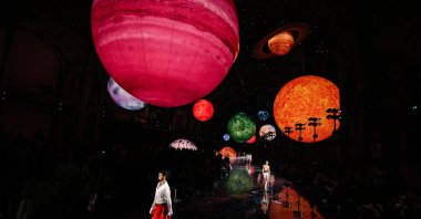 A model presents a creation by Chanel for the Women&#039;s Ready-to-Wear Spring/Summer 2026 collection as part of Paris Fashion Week, at the Grand Palais, Paris, France, Oct. 6, 2025. (AFP Photo)