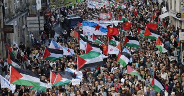 Thousands of demonstrators attend a rally to condemn genocide and in support of Palestinian people in the city of Santiago de Compostela, Galicia, northwestern Spain, Oct. 5, 2025. (EPA Photo)