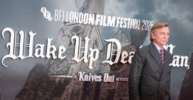 British actor and cast member Daniel Craig poses on the red carpet at the premiere of the film &#039;Wake Up Dead Man: A Knives Out Story&#039; during the opening night gala of the BFI London Film Festival, in London, Britain, Oct. 8, 2025. (EPA Photo)