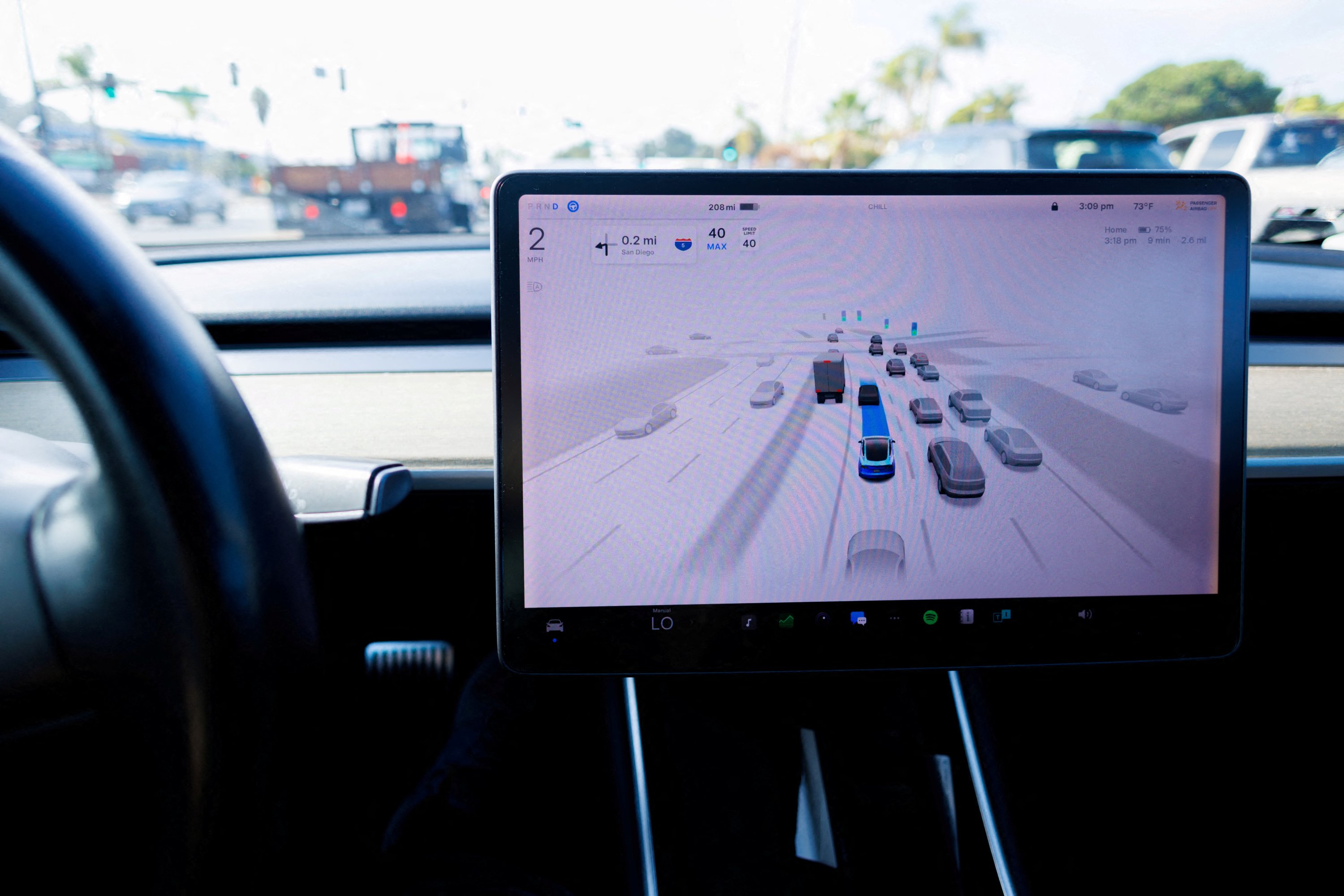 US probes nearly 2.9M Tesla vehicles over FSD traffic violations