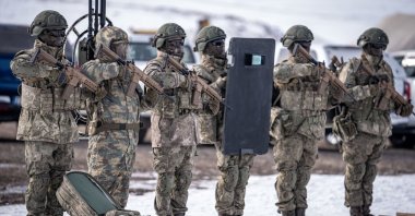 Turkish troops attend a military exercise, Kars, eastern Türkiye, Feb. 5, 2025. (AA Photo)