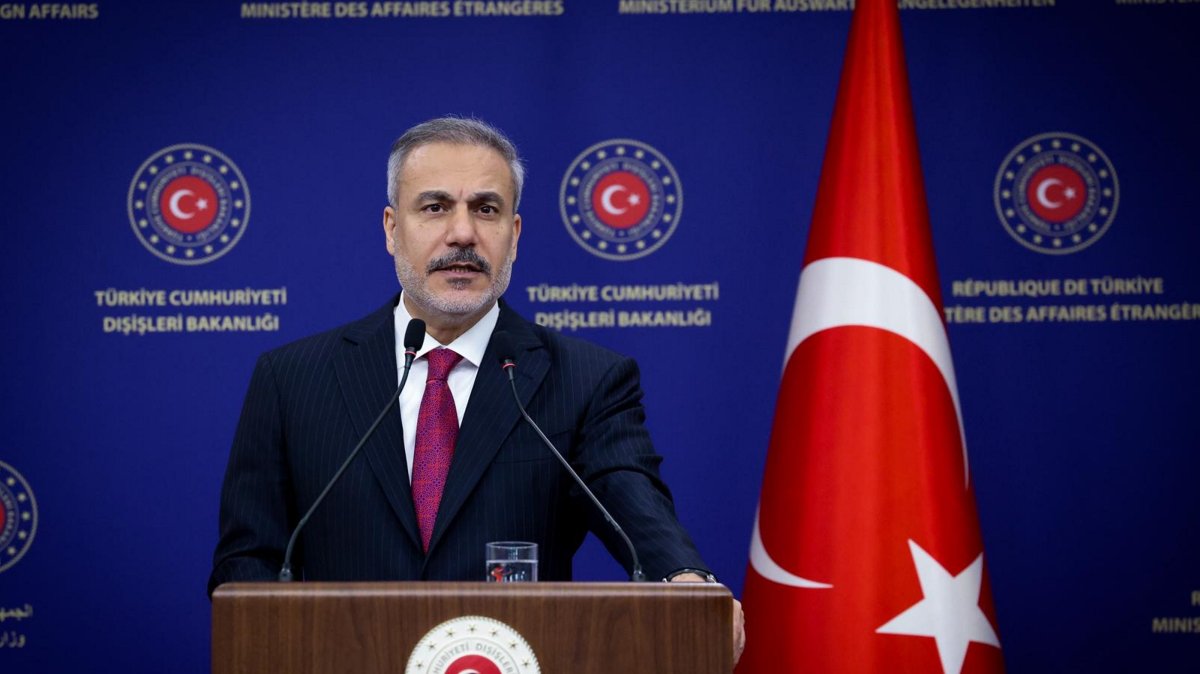 Turkish FM to host Syrian officials in Ankara for security talks
