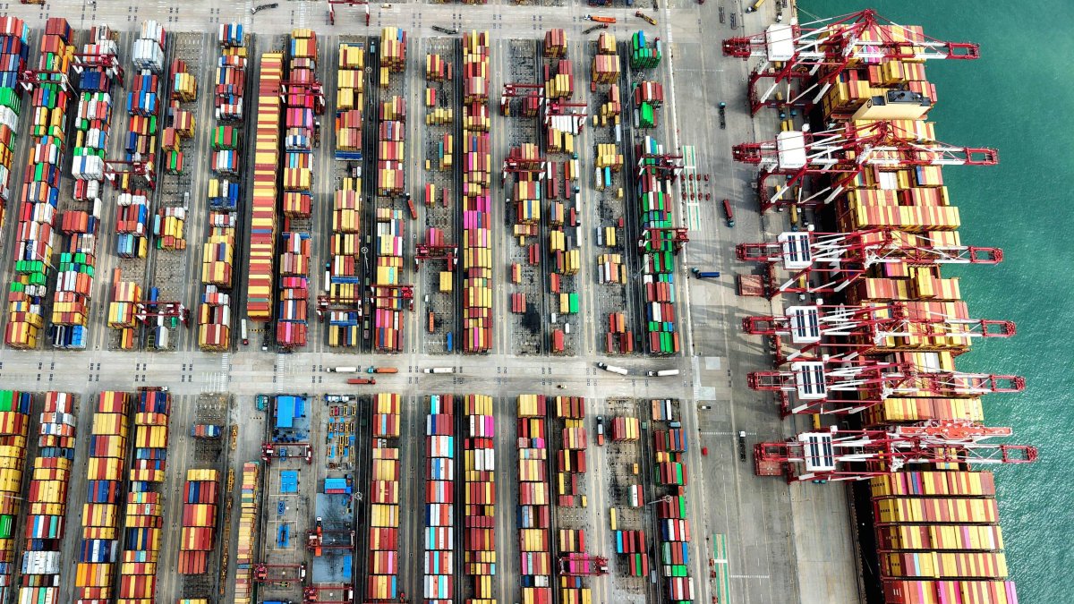 China 'not afraid' of trade war amid rare earths dispute with US