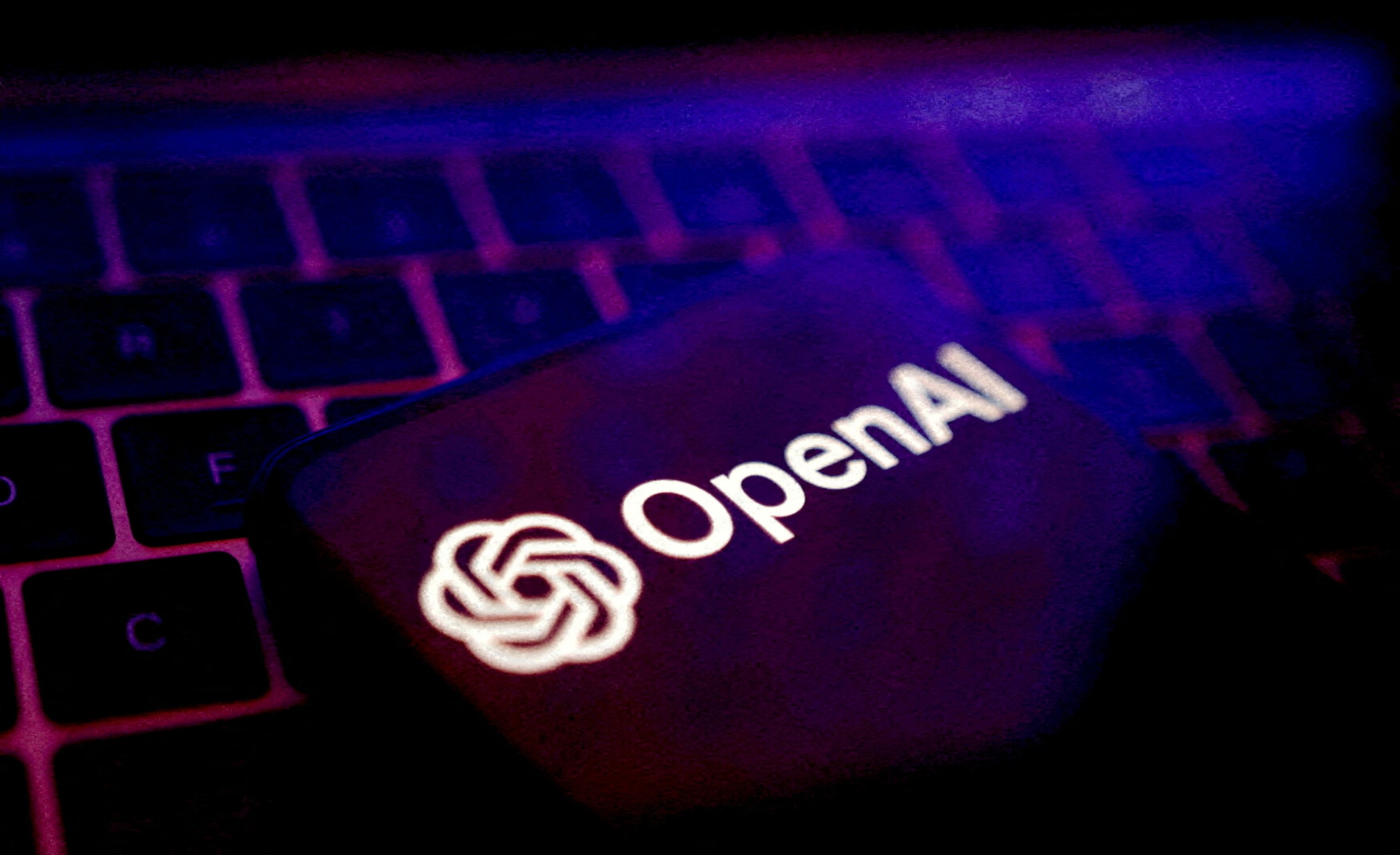 OpenAI sodeluje z Broadcomom pri razvoju lastnih čipov za umetno inteligenco